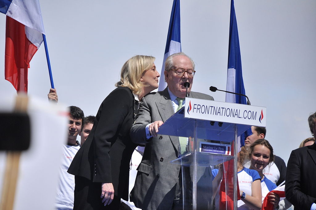 Surtout ne pas enterrer le clan Le Pen!